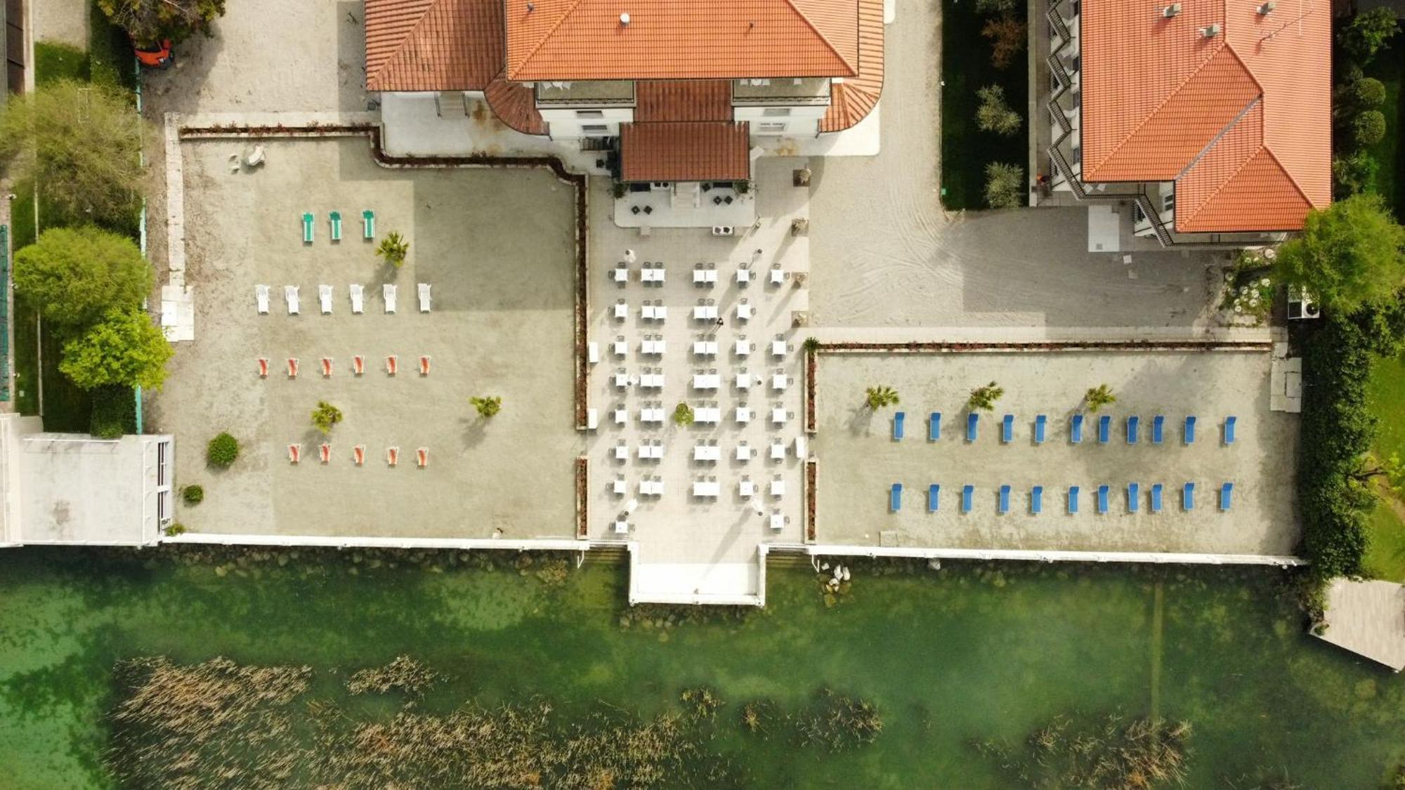 Hotel Villa Trieste Sirmione Exterior photo